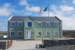 Aran Walkers Lodge